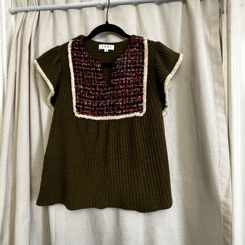 THML Boho Dark Olive Green Top Size Small Short Sleeve